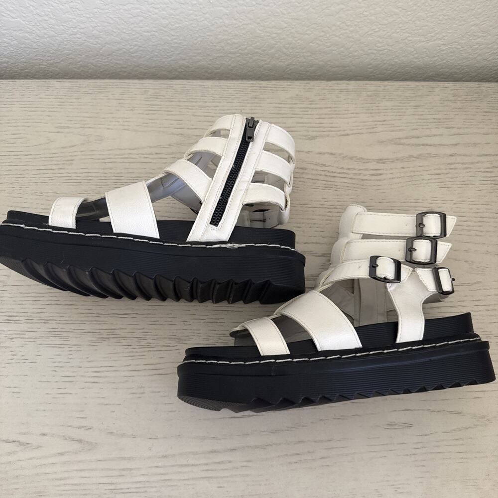 NEW Steve Madden Zeeta Flatform Platform Sandals Faux Vegan Leather Sz 8.5 - Picture 5 of 9